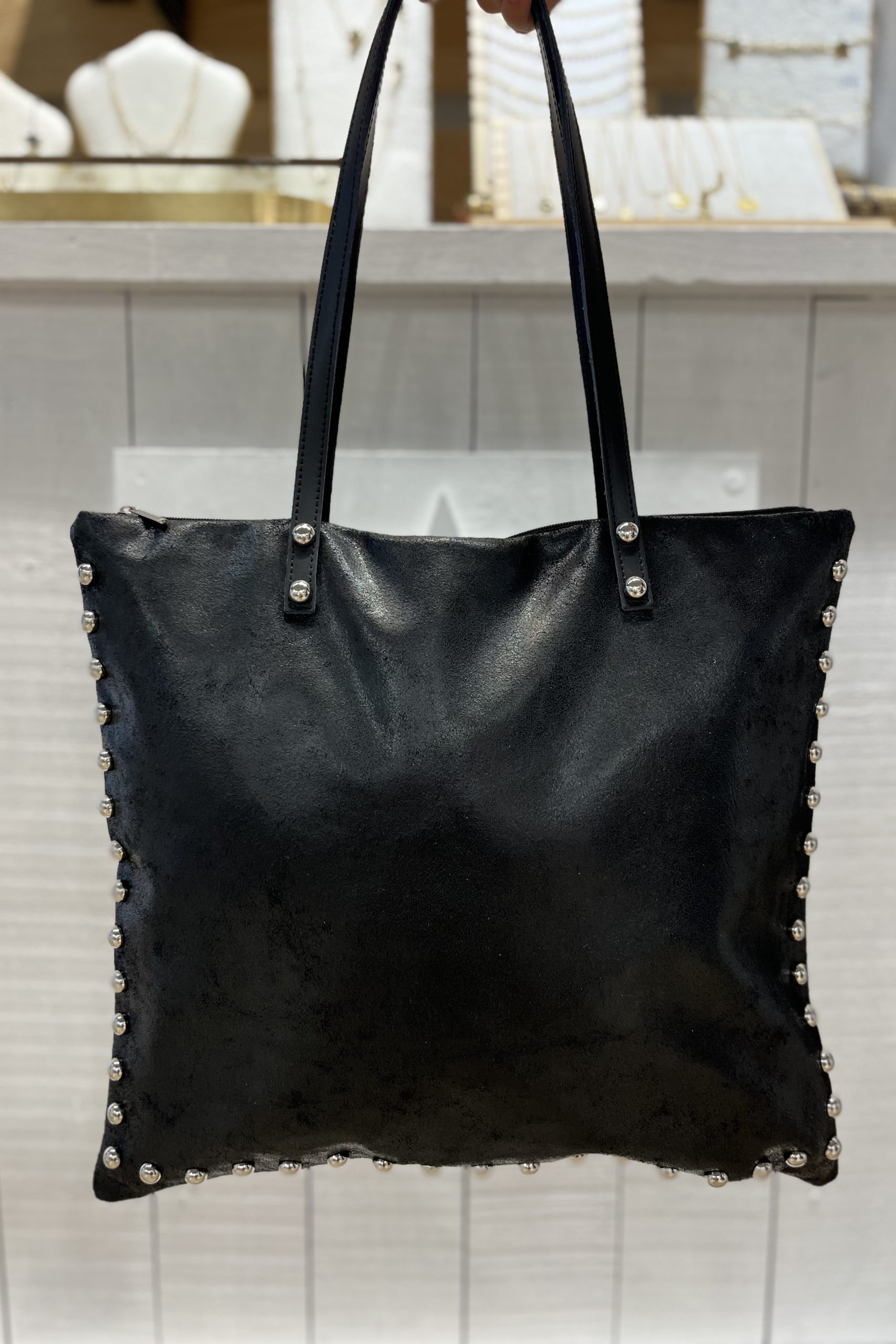 Bolso Maxi Tachuelas Negro