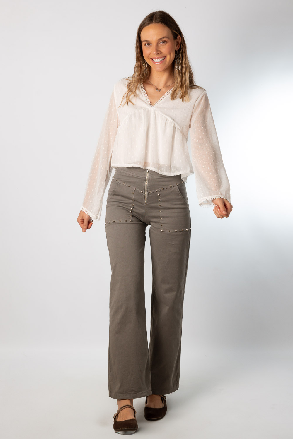 Pantalón Tachuelas Cremallera Gris