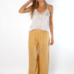 Pantalón Lino Troquelado Amarillo
